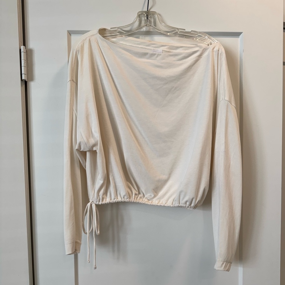 Athleta Cropped Long Sleeve Adjustable waist, Off the shoulder-XS